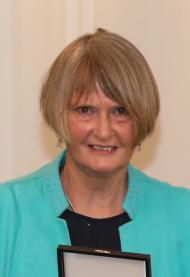 Linda Robertson