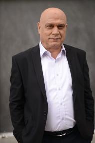 Isaví Faridž